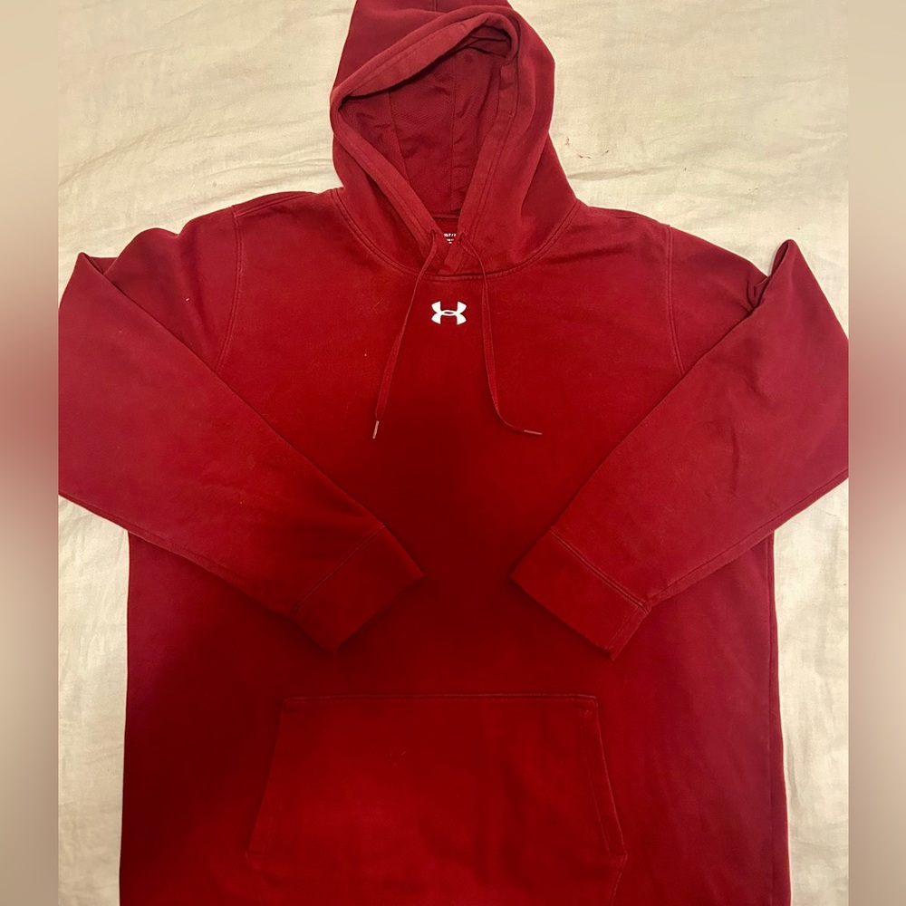 Men’s Under Armour hoodie